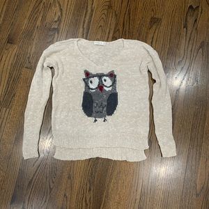 Like New Abercrombie and Fitch Women’s Owl Sweater Size XS/S
